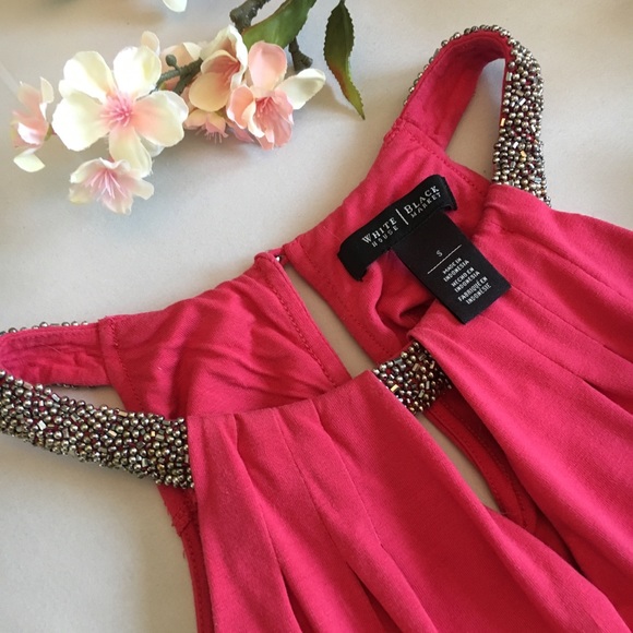 White House Black Market Beaded Collar Coral Top - Picture 4 of 5